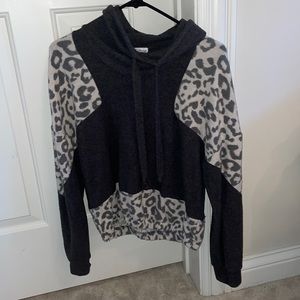 Moa Moa Cheetah Print Sweatshirt